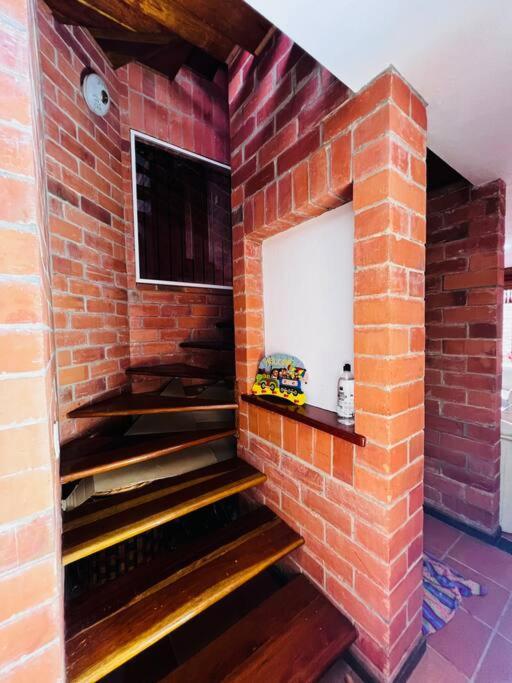 Hermosa Casa , Con Parqueadero En Rionegro Cerca Al Aeropuertoヴィラ エクステリア 写真