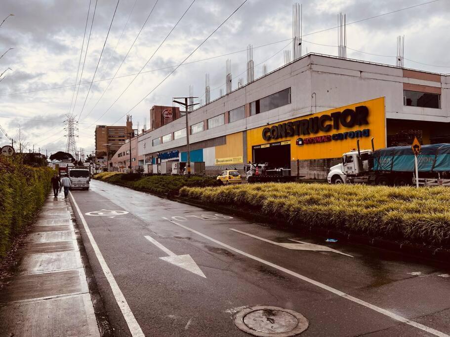Hermosa Casa , Con Parqueadero En Rionegro Cerca Al Aeropuertoヴィラ エクステリア 写真