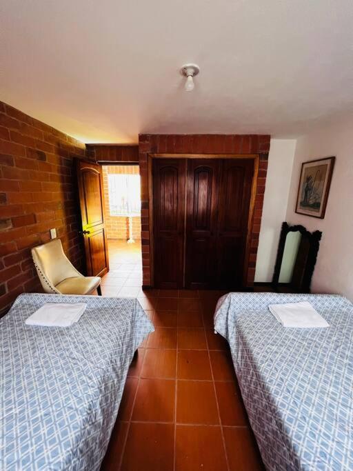Hermosa Casa , Con Parqueadero En Rionegro Cerca Al Aeropuertoヴィラ エクステリア 写真