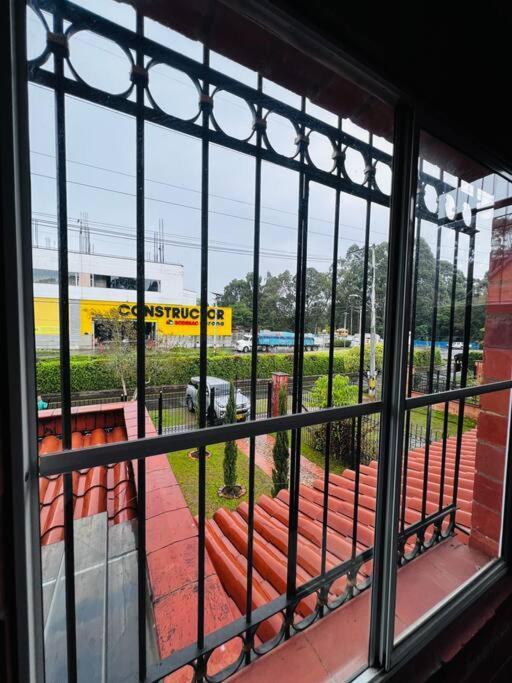 Hermosa Casa , Con Parqueadero En Rionegro Cerca Al Aeropuertoヴィラ エクステリア 写真